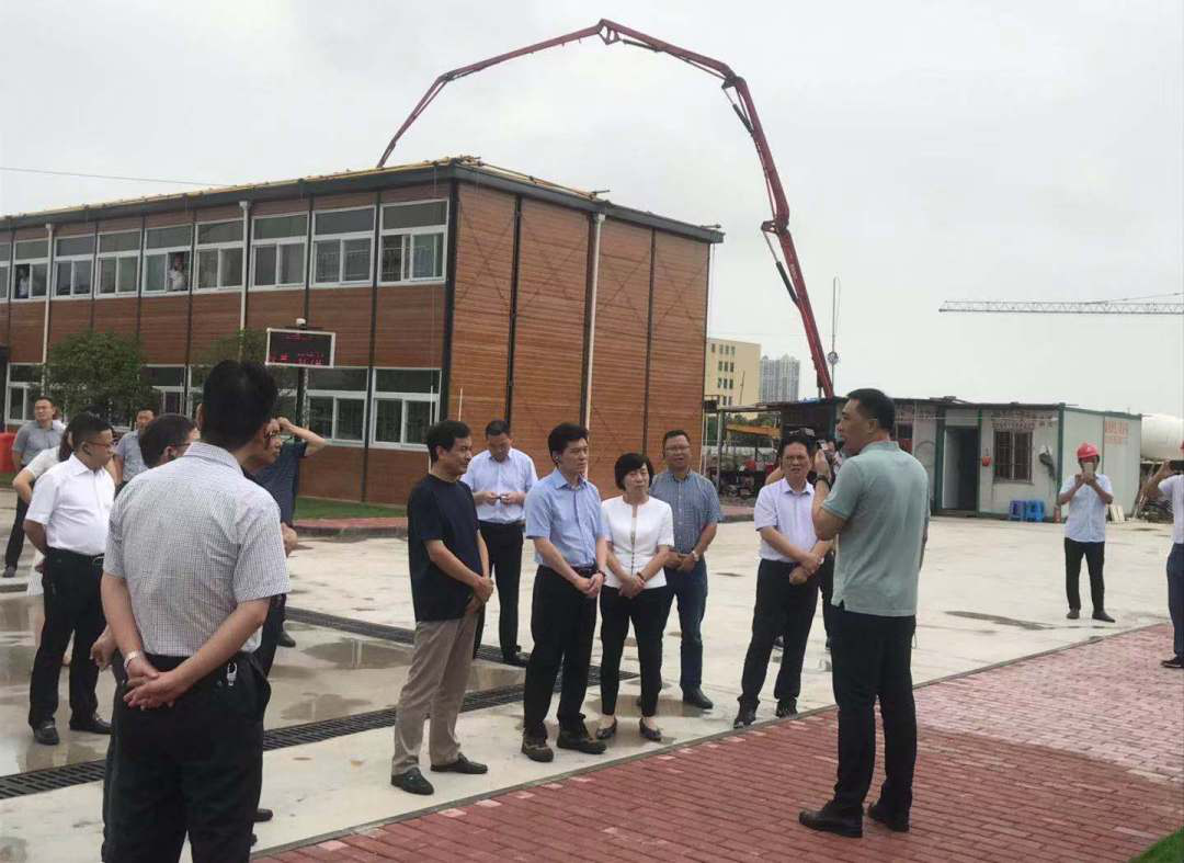 嵊州市市長嚴鋼、市人大主任、政協(xié)主席等相關(guān)領(lǐng)導(dǎo)負責(zé)人蒞臨考察集團重點建設(shè)情況