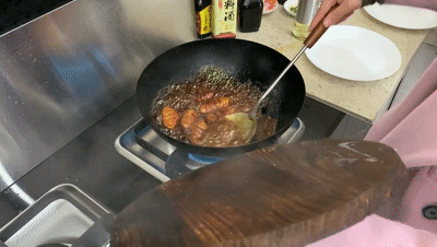 【佳歌廚房】全家都愛吃的可樂雞翅，你學會了嗎？