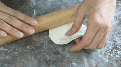 【佳歌廚房】過(guò)年必備菜之芹菜餃子