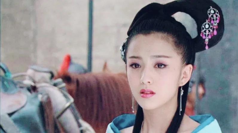 【一路佟行】佳歌品牌代言人佟麗婭主演《愛的厘米》熱播中！