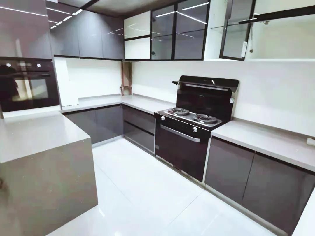 佳歌H5集成灶，打造時(shí)尚現(xiàn)代感廚房！