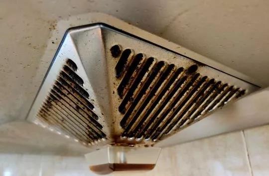 你多久清洗一次油煙機(jī)？