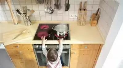 集成灶燙手？是你沒(méi)選對(duì)！