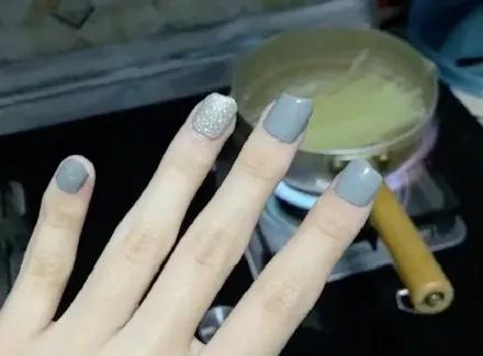 你的美甲，佳歌水槽洗碗機(jī)來守護(hù)！