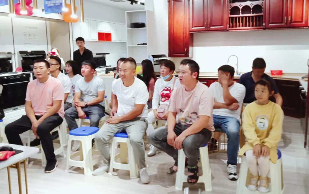 【深耕行業(yè)】佳歌集成灶曲靖旗艦店品鑒會(huì)圓滿召開(kāi)！