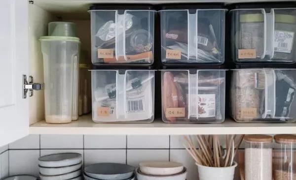 廚房雜亂難忍？做好收納才能暢享烹飪！