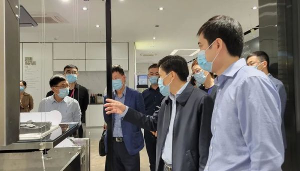 紹興市人大常委會黨組副書記邵全卯一行蒞臨佳歌參觀考察！