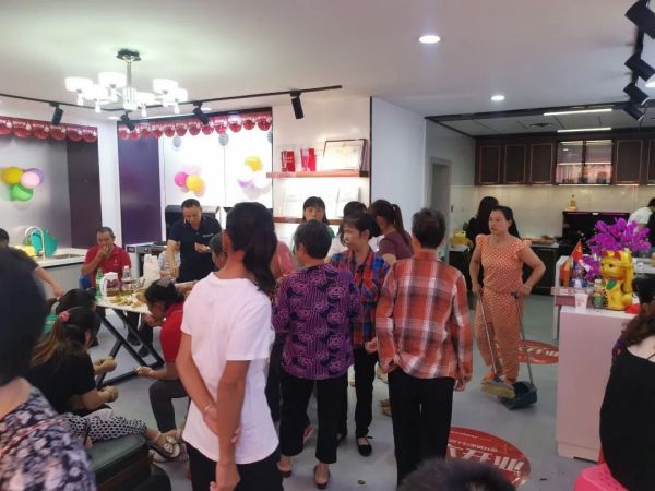 【喜報】熱烈祝賀佳歌集成灶湖南常寧旗艦店重磅升級，盛大開業(yè)！