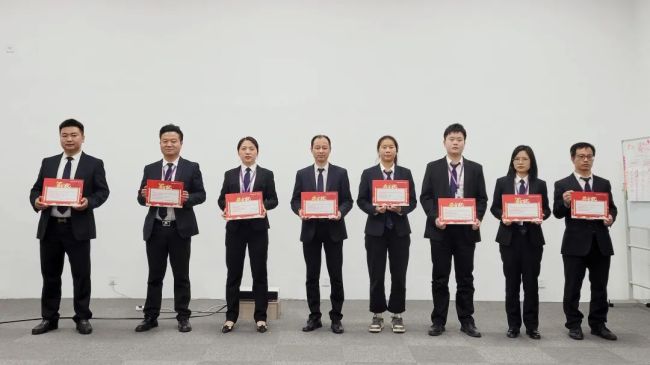 佳歌集成灶第二屆【千店大商】財(cái)富峰會(huì)啟動(dòng)會(huì)順利召開！