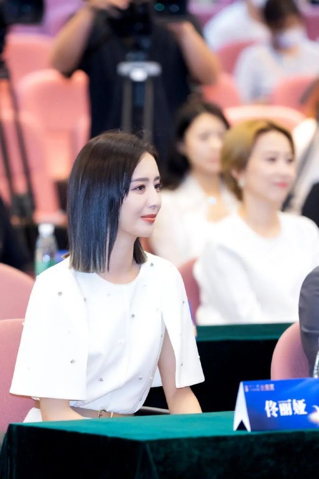 第14屆中國金鷹電視藝術(shù)節(jié)，佳歌代言人佟麗婭受邀共襄盛會