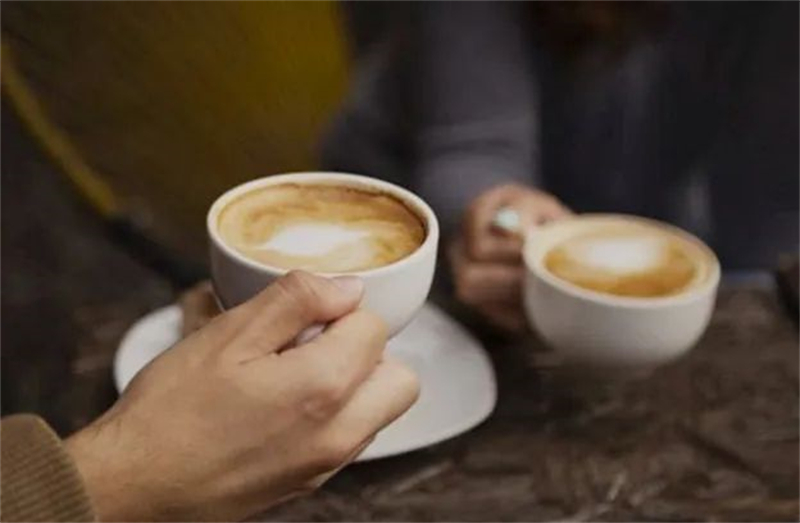 佳歌集成灶預(yù)祝考生們旗開(kāi)得勝，金榜題名！