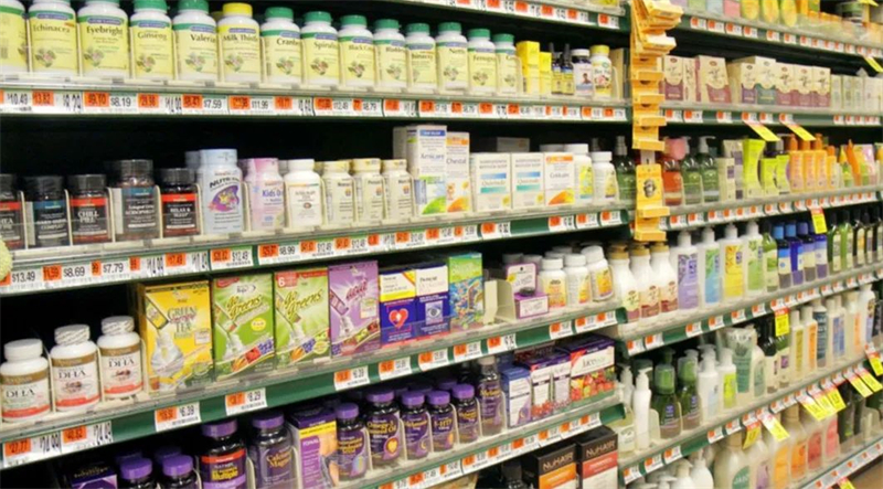 佳歌集成灶預(yù)?？忌鷤兤扉_(kāi)得勝，金榜題名！